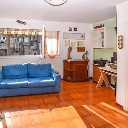 Beach Front Apartment In Ventimiglia ヴェンティミーリア